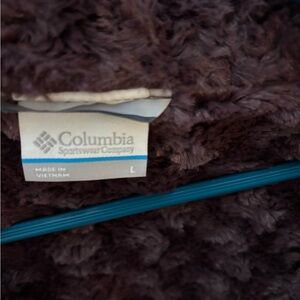 Columbia Rose colored  Plush Jacket,Large